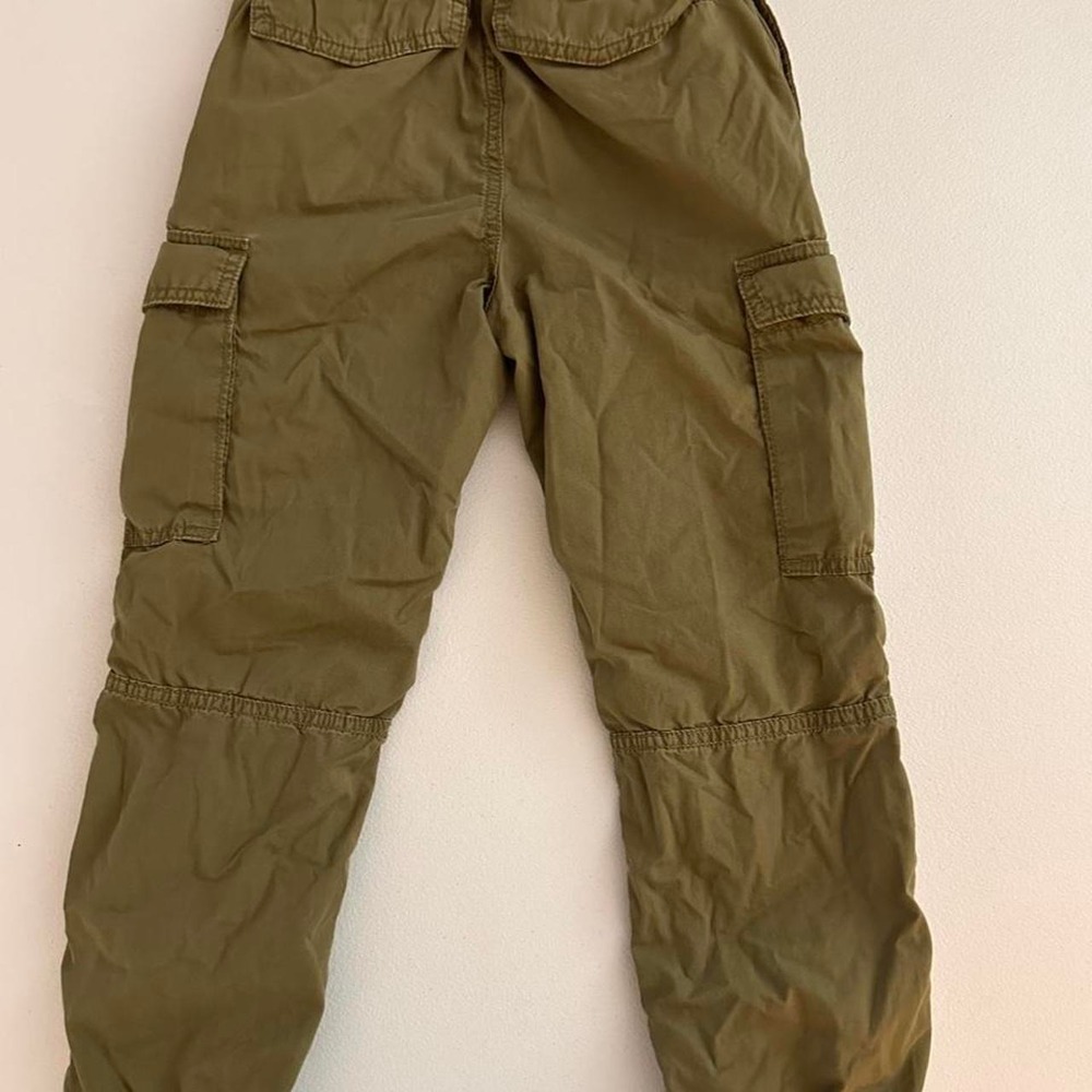 Gap kids olive green cargo pants size Medium